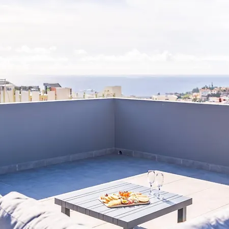 Balcoes Apartment